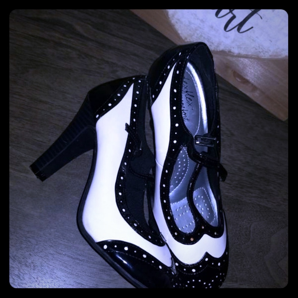 Vantage gangster style shoes